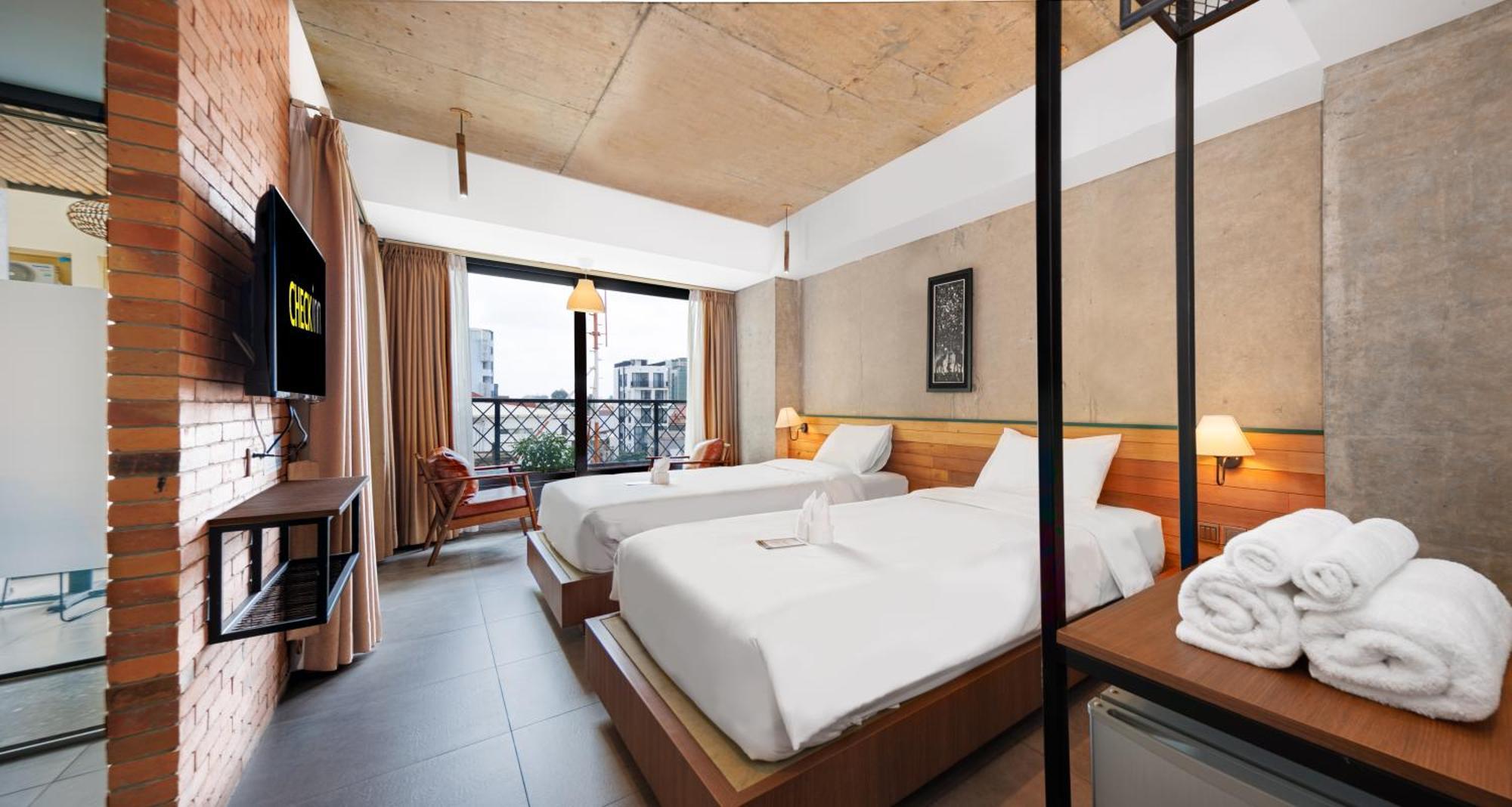 Check Inn Phnom Penh Royal Palace Bagian luar foto